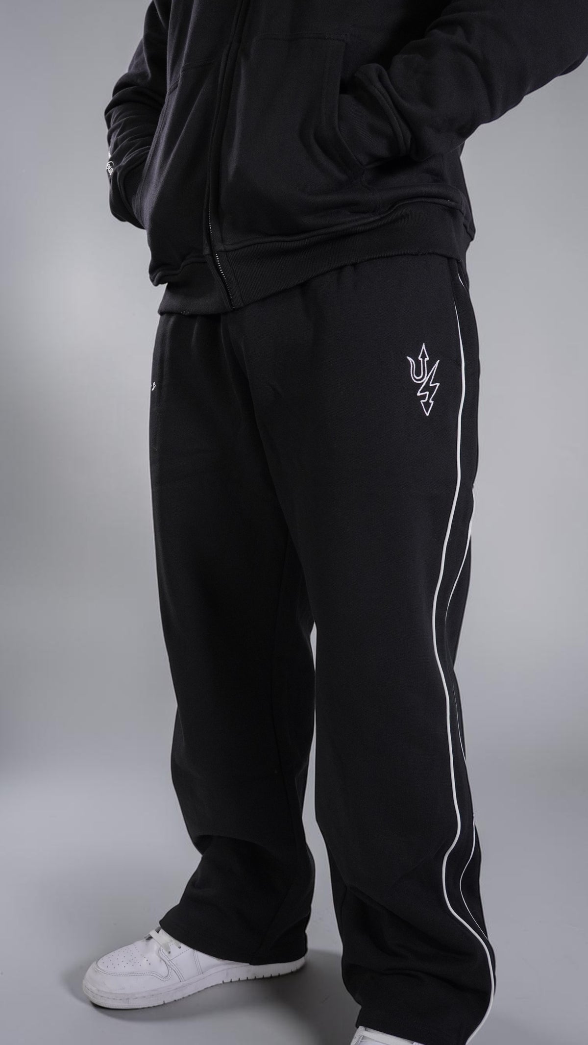 Signature Black Sweats