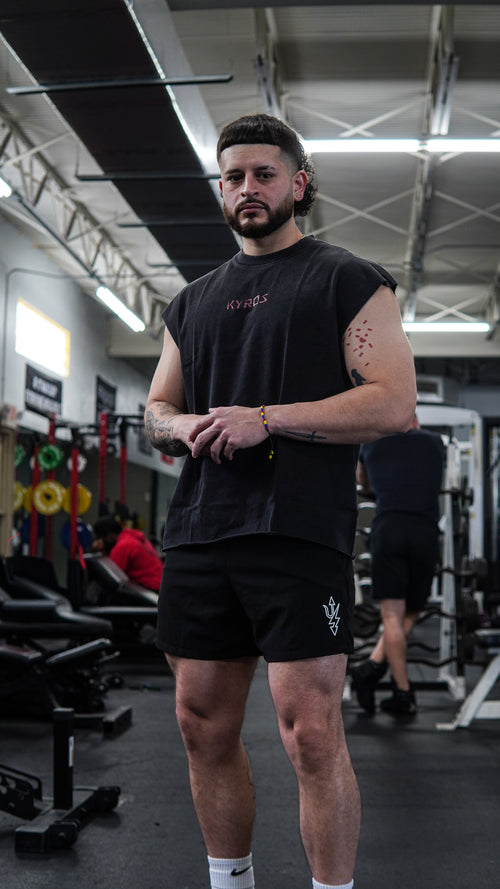 Black Essential Short