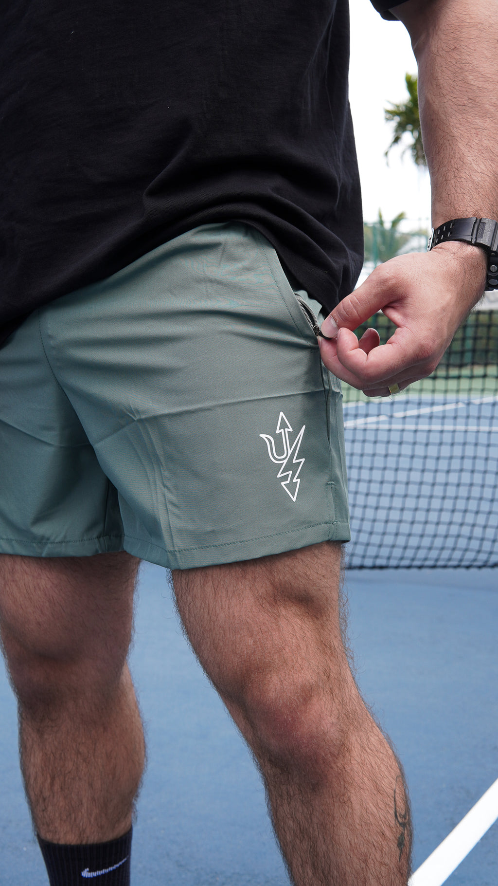 Mint Essential Short