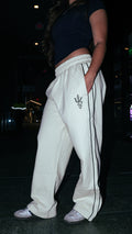 Signature Cream Sweats