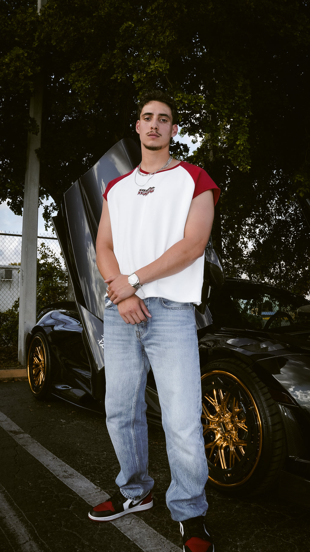 Red Retro Cut Off